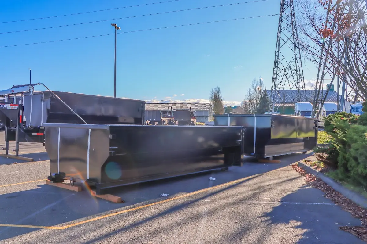 Professional dumpster rental and junk removal service in Phoenix Lake